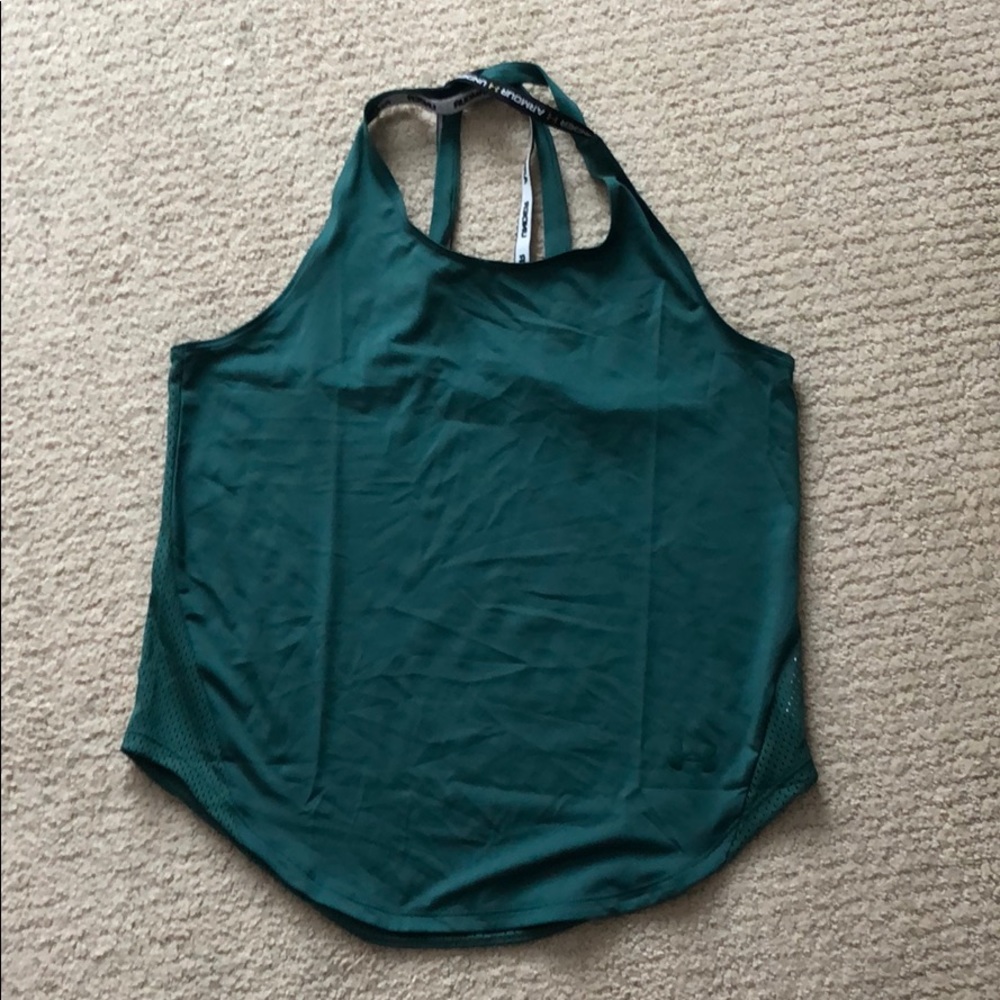 Never worn Under Armour workout tank